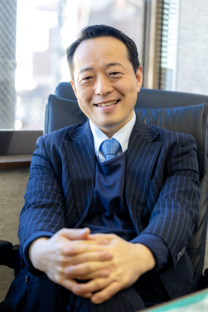 中日物産株式会社　取締役社長　山口哲矢